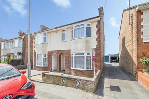 Semi-detached house - St. Johns Road, Colchester