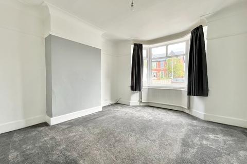3 bedroom semi-detached house for sale, Arnside Road, Southport PR9