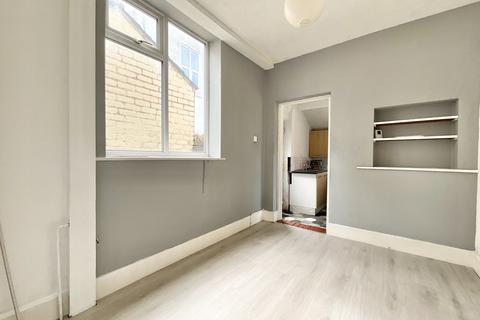 3 bedroom semi-detached house for sale, Arnside Road, Southport PR9