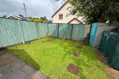 3 bedroom semi-detached house for sale, Clos Albion, Llandeilo, SA19