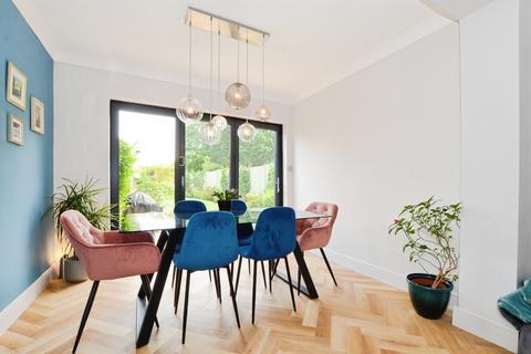3 bedroom semi-detached house for sale, Ox Lane, Harpenden
