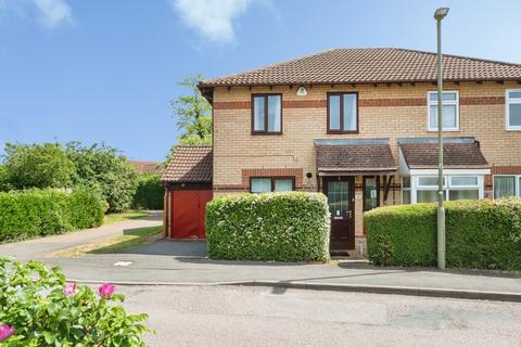 3 bedroom semi-detached house for sale, Holm Way, Bicester, OX26