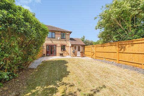 3 bedroom semi-detached house for sale, Holm Way, Bicester, OX26