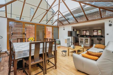 6 bedroom detached house for sale, Havant Road, Farlington, PORTSMOUTH