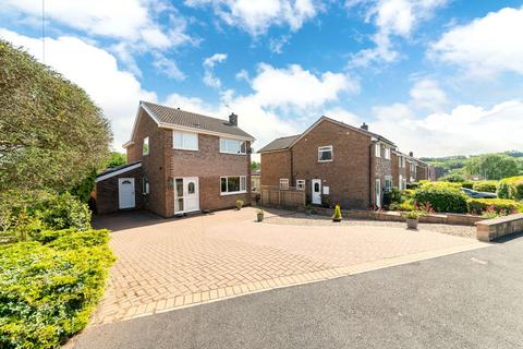 4 bedroom detached house for sale, Thorpes Avenue, Denby Dale, HD8