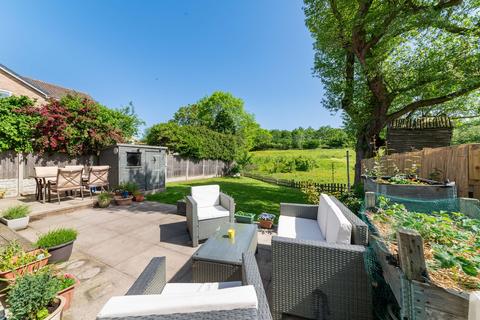 4 bedroom detached house for sale, Thorpes Avenue, Denby Dale, HD8