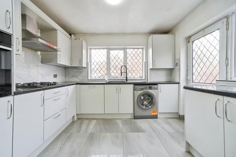 2 bedroom semi-detached house for sale, Lydgate, LEEDS