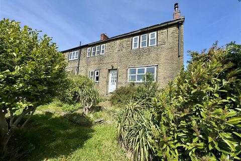 3 bedroom end of terrace house for sale, The Village, Thurstonland, Huddersfield, HD4 6XX