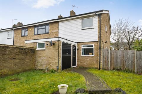 Tandridge Place, Crofton
