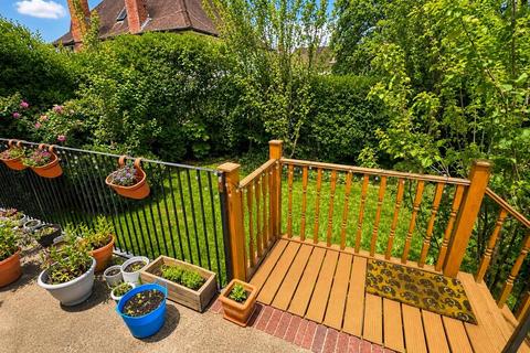 2 bedroom apartment for sale, Maurice Walk, London, NW11
