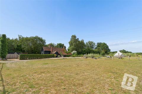 4 bedroom semi-detached house for sale, London Road, Stapleford Tawney, Romford, Essex, RM4