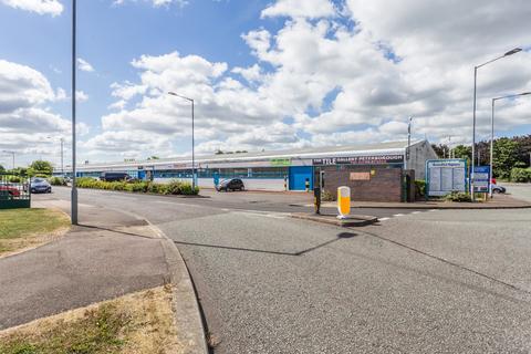 Warehouse to rent, 1-17 Benedict Sq Peterborough PE4 6GD