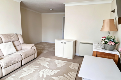 1 bedroom retirement property for sale, Oak Close, Dunstable LU5