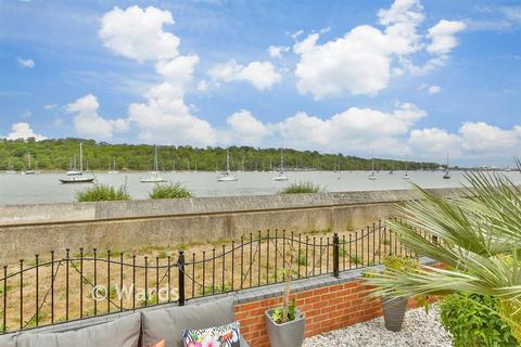 4 bedroom semi-detached house for sale, Little Victory Mount, Chatham ME4