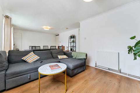 2 bedroom flat for sale, Ashbury Close, Cambridge, Cambridgeshire, CB1