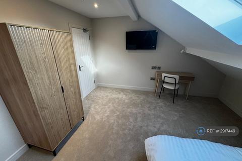 1 bedroom in a house share to rent, Oxford St, Stoke-On-Trent, ST4