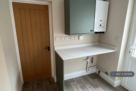 3 bedroom end of terrace house to rent, Third Avenue, Ilkeston, DE7