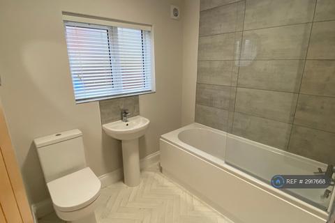 3 bedroom end of terrace house to rent, Third Avenue, Ilkeston, DE7