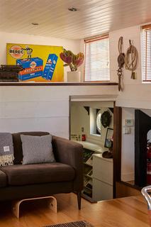 4 bedroom houseboat for sale, Lots Ait, Brentford, TW8