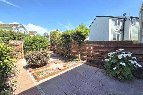 3 bedroom terraced house to rent, Trembel Road, Helston, TR12