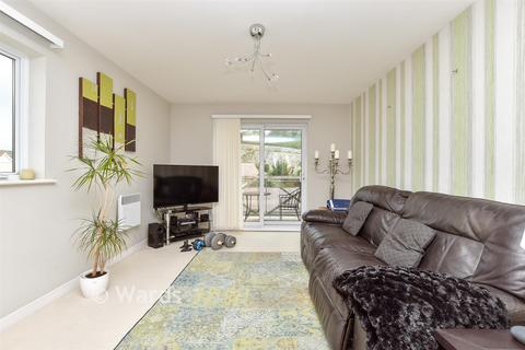 2 bedroom apartment for sale, Poynder Drive, Snodland, Kent