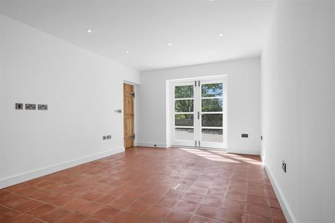 undefined, Kay Lane, Lymm WA13