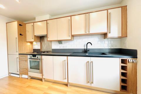 1 bedroom flat for sale, Farcroft Close, Lymm, WA13