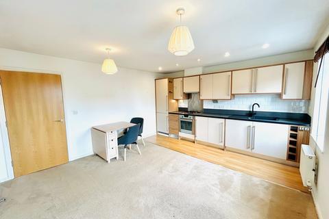 1 bedroom flat for sale, Farcroft Close, Lymm, WA13
