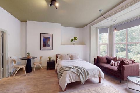 Studio to rent, Moorland Road, Leeds LS6