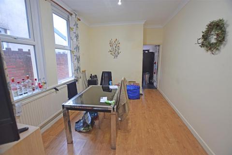 4 bedroom terraced house for sale, Heathfield Road, Heath/Gabalfa, Cardiff