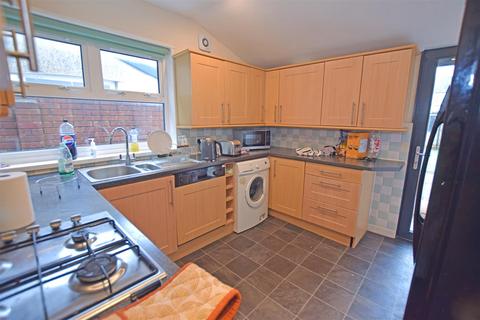 4 bedroom terraced house for sale, Heathfield Road, Heath/Gabalfa, Cardiff
