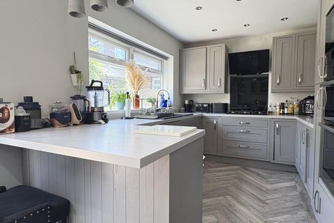 4 bedroom semi-detached house for sale, Netherhey Lane, Royton