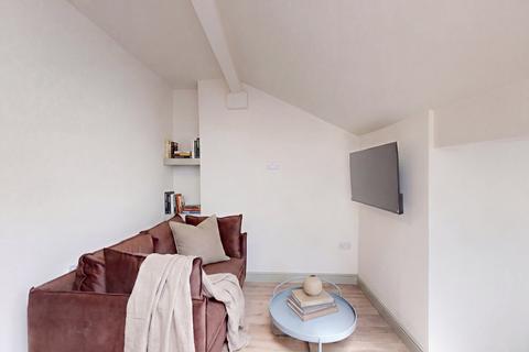 Studio to rent, Moorland Road, Leeds LS6