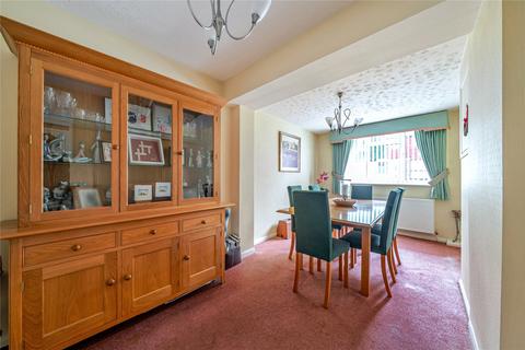 4 bedroom end of terrace house for sale, Clovelly Way, Orpington
