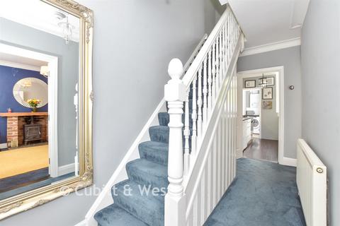 5 bedroom semi-detached house for sale, Stubbington Avenue, Portsmouth, Hampshire