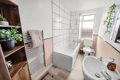 3 bedroom semi-detached house for sale, Regent Avenue, Haydock, WA11