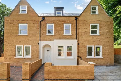 Mount Nod Close, Plumstead, London