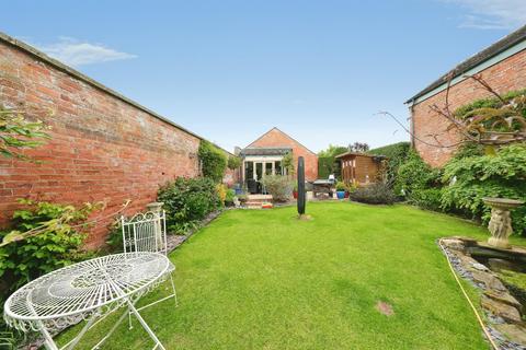4 bedroom barn conversion for sale, Home Farm Courtyard, Castle Donington, Derby