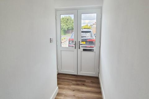 2 bedroom semi-detached bungalow for sale, Thorpe Avenue, Chase Terrace, Burntwood
