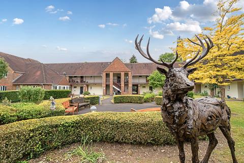 1 bedroom retirement property for sale, Adams Way, Alton, Hampshire, GU34