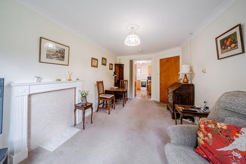 1 bedroom retirement property for sale, Adams Way, Alton, Hampshire, GU34
