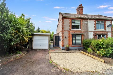 2 bedroom semi-detached house for sale, Bacton Road, North Walsham