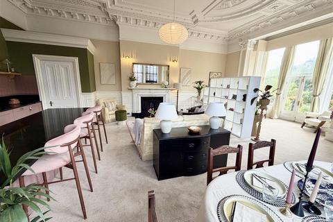Studio for sale, 3 Bermerside House, Skircoat Green, Halifax