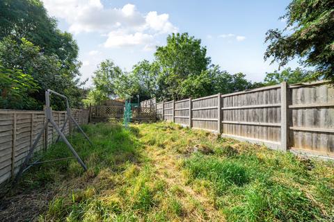 2 bedroom terraced house for sale, Ballamore Road, Bromley