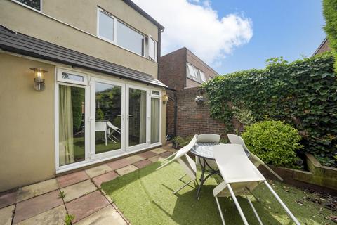 3 bedroom house for sale, Hidcote Gardens, London
