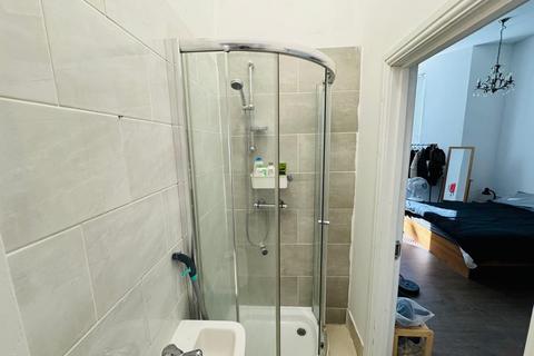 1 bedroom flat to rent, Leeds LS2