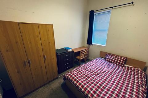 2 bedroom flat to rent, Leeds LS2