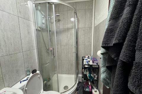 1 bedroom flat to rent, Leeds LS6