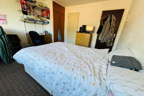 1 bedroom flat to rent, Leeds LS6