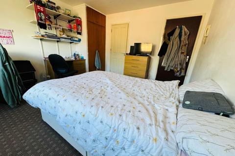 1 bedroom flat to rent, Leeds LS6